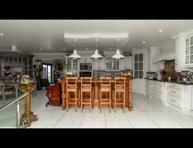 4 BEDROOM HOUSE FOR SALE IN MONTE CHRISTO